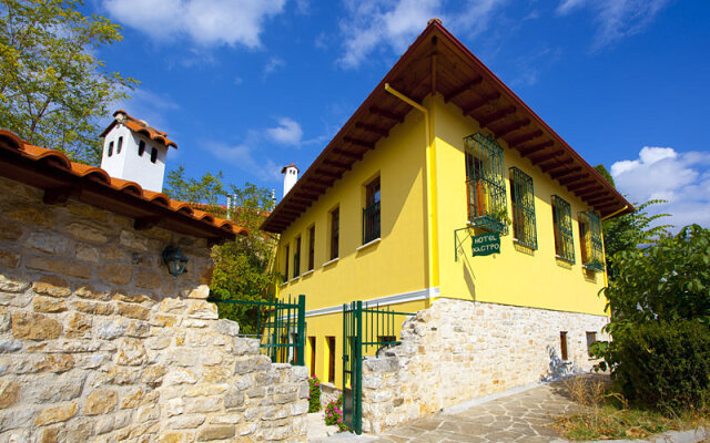 Kastro Guesthouse