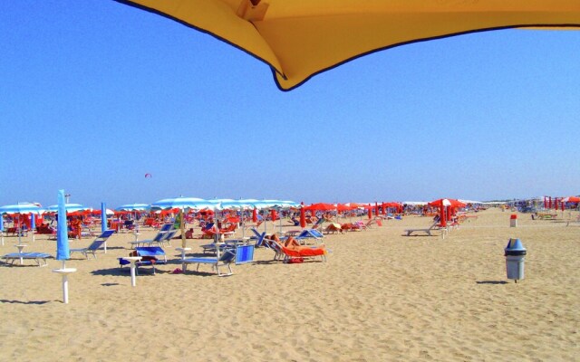 Lovely Home in Lido di Pomposa-Lido Degli Scacch near Beach