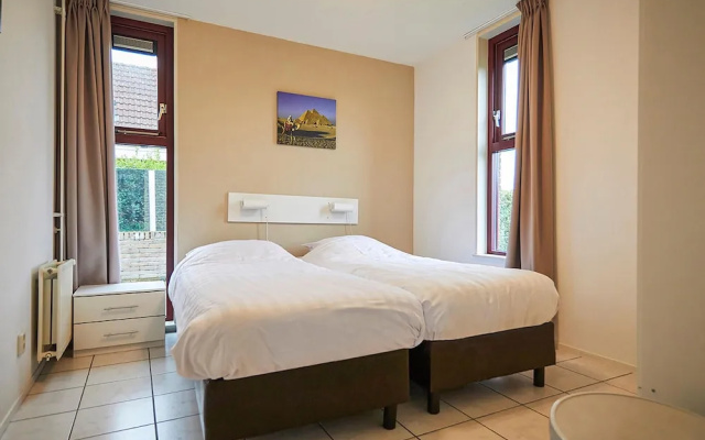Awesome Home in Heinkenzand With Wifi and 3 Bedrooms