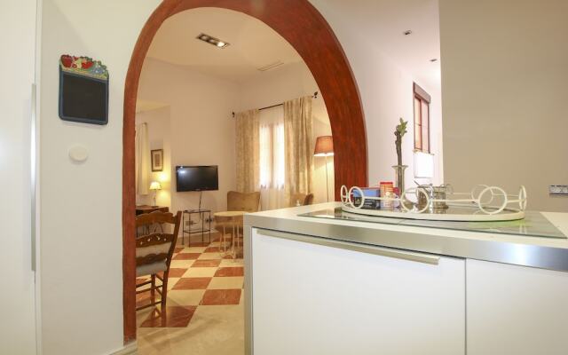 Deluxe apart. Pza de la encarnacion Q5