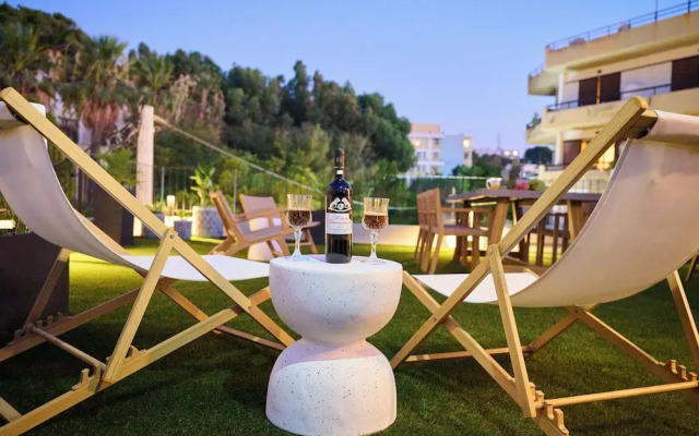 Monarco Executive Rooms