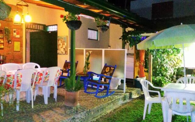 Hotel Kantarrana Urbana Jardin