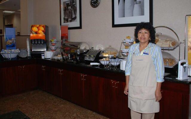 Hampton Inn College Park