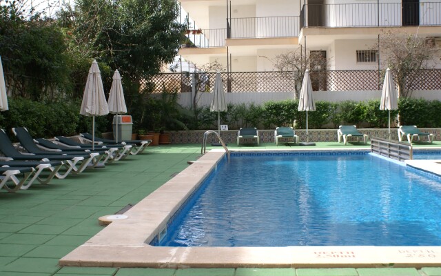 Apartamentos Isla del Sol Aparthotel