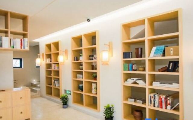 Xinchang Mountain Letter · Cloudside Homestay