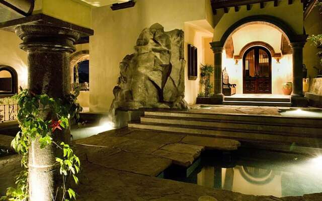 Mansion in Cabo San Lucas 1040