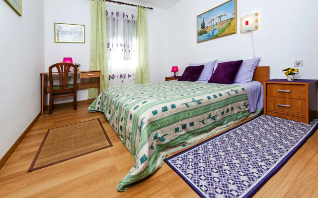 Apartments Aja and Stefy