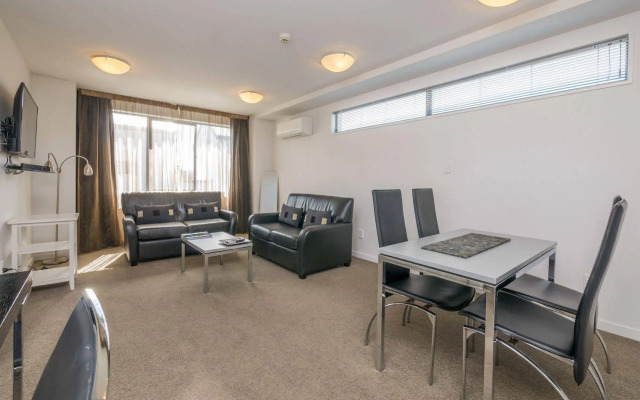Bellano Motel Suites