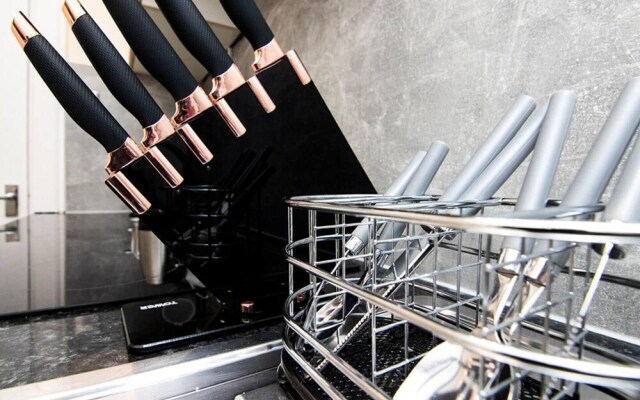 1BR Summit Holburn - Cosy Flat With Ultrafast Wifi