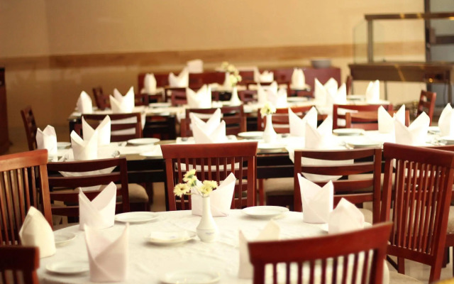 Hotel Janaki