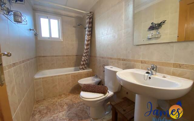 La Cinuelica R3 1st flr apt Overlooking Pool L149