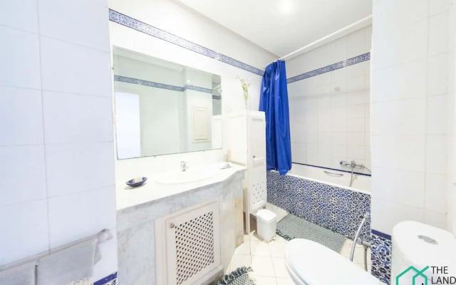 The Perfect View 2bds apt in Heart of Marsa Plage