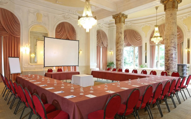Hotel du Grand Lac Excelsior