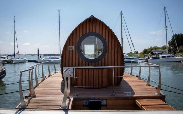 Sea Breeze Ark 900 Boat