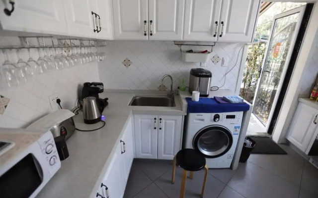 HangZhou Banyan Art House