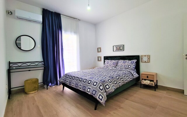 Paphos Light House Apartment