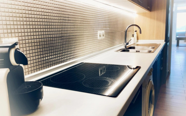 FlyViewFlatsGOLD PrivateHotTub with SeaView