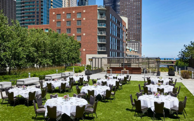 Loews Chicago Hotel