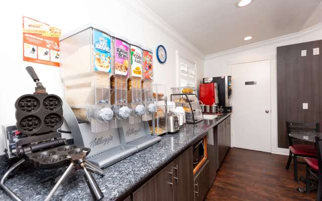 SureStay Hotel by Best Western Seaside Monterey