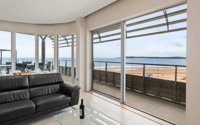 Sea Breeze - Spectacular Sea Views