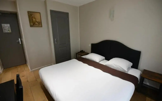 Lafayette Hotel