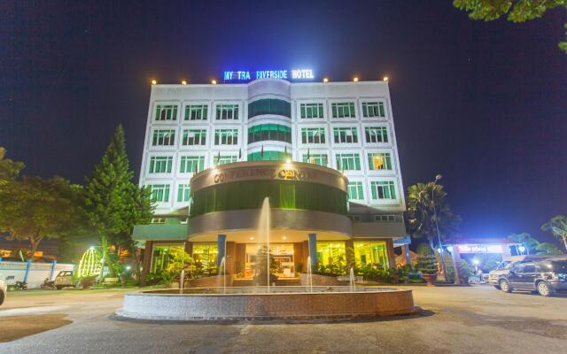 My Tra Riverside Hotel