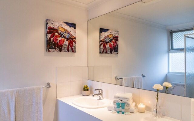 Ocean Sunset Glenelg Central Studio Apt