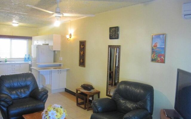 Captain Cook Apartments