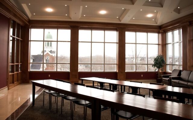 FX Hall Residences - Hostel
