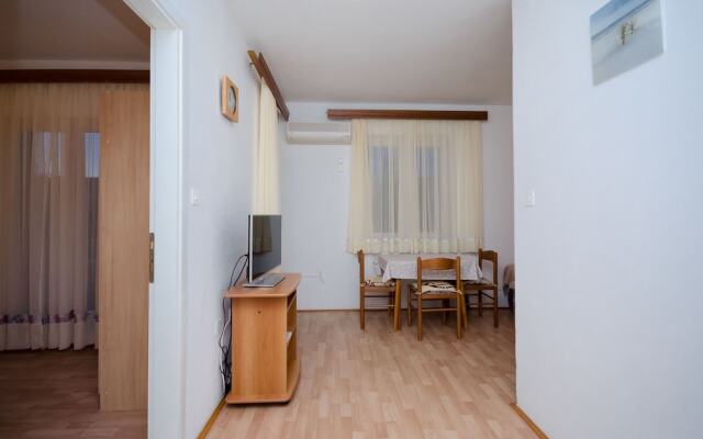 Apartments Ruza Rajska Beach