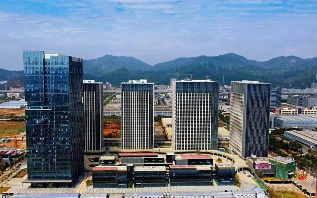 Mullisi International Apartment Hotel (Zhuhai R & F Youpai Plaza)