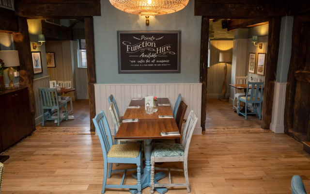 Berkshire Arms Hotel