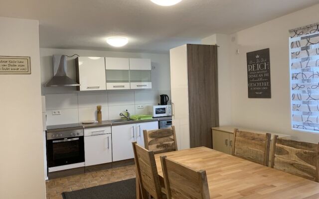 AB Apartment Objekt 122 - Hostel