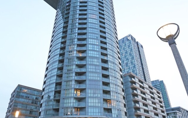 Fabulous Condo in Heart of Downtown