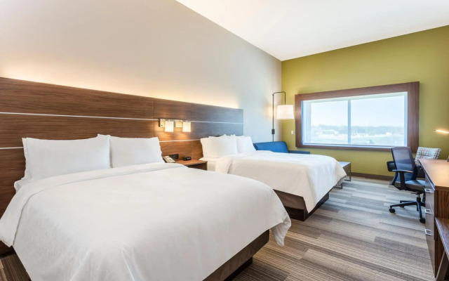 Holiday Inn Express & Suites Springfield North by IHG