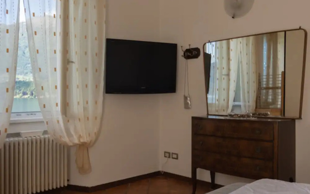 Emys Apartment On The Lake