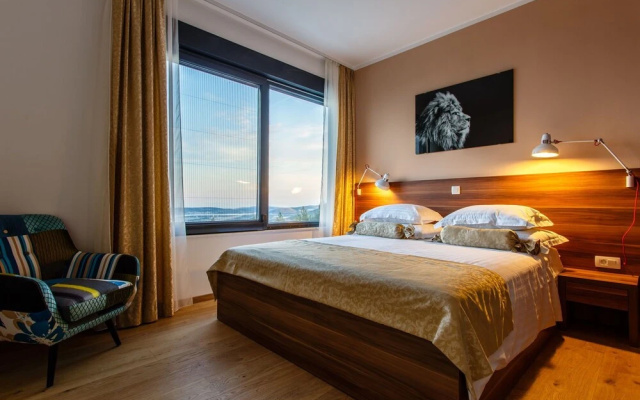 Luxury Villa Grand View