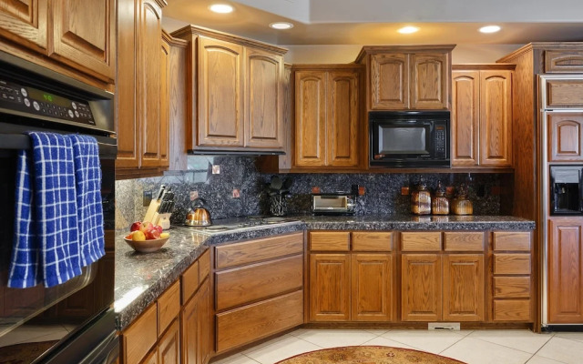 Valley View Villa - Private Pool - Hidden Bedroom