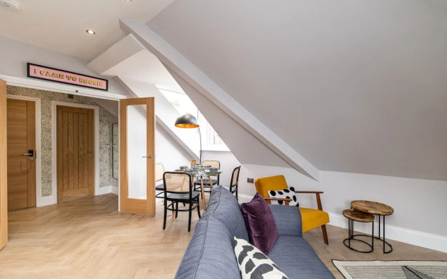 Chelmsford Loft 6 Penthouse