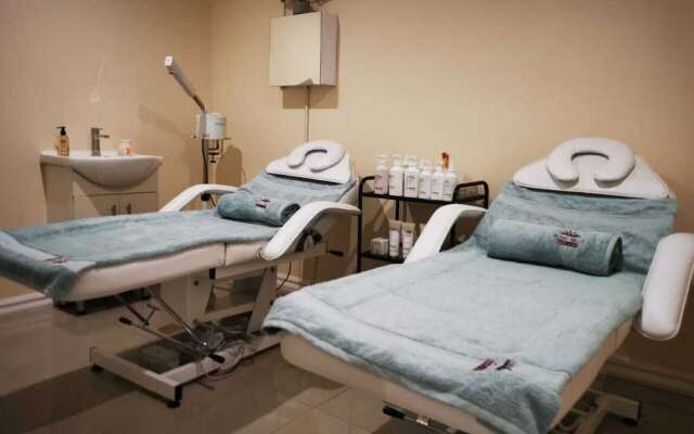 Royal Hills Lodge and Spa