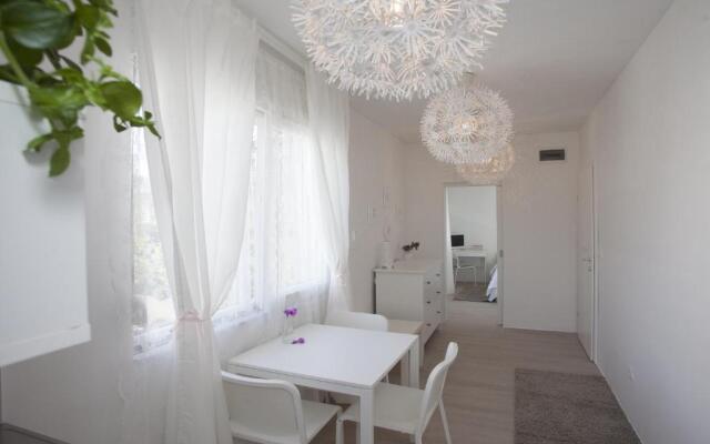 Rooms Lana