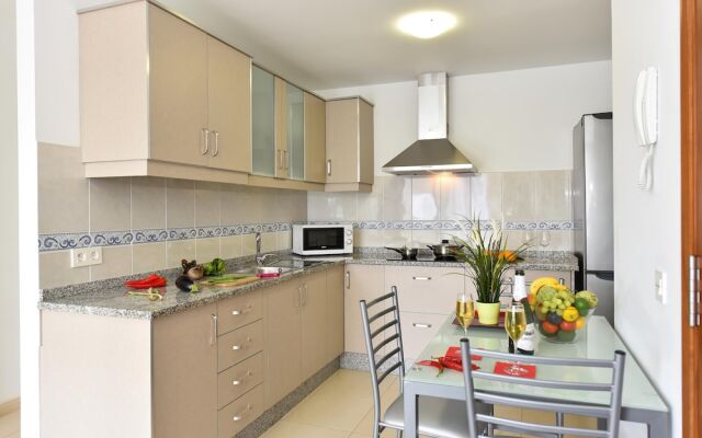 Modern and New Apartment in Arinaga Playa 2A