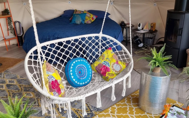 Romantic Lakeview Dome