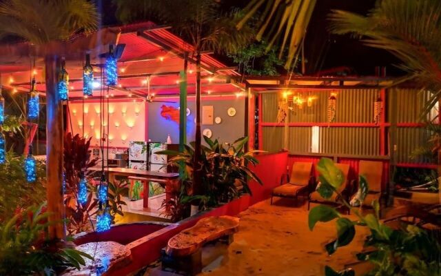 Millenium Hostels Manuel Antonio
