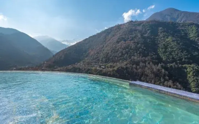 Shuangyue Hotel