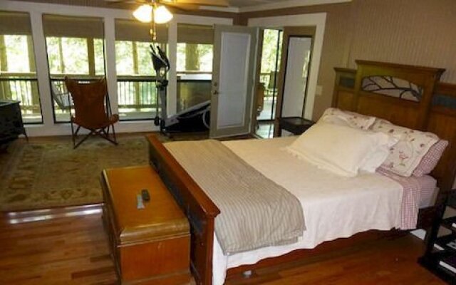 Moonshine Rapids Cabin