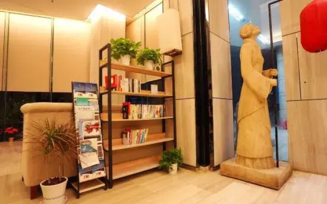 Galaxy Bay Hotel