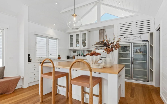 Luxury Cottage With Pool In Perfect Location – Guest Rooms – Melbourne