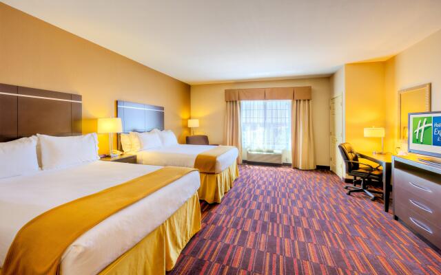 Holiday Inn Express And Suites Granbury by IHG