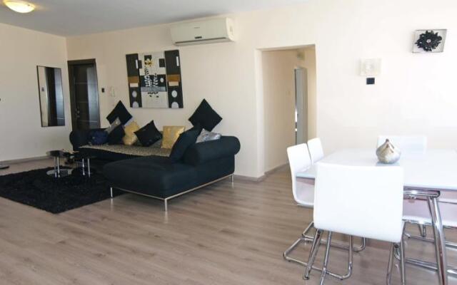 Sea View Apartment